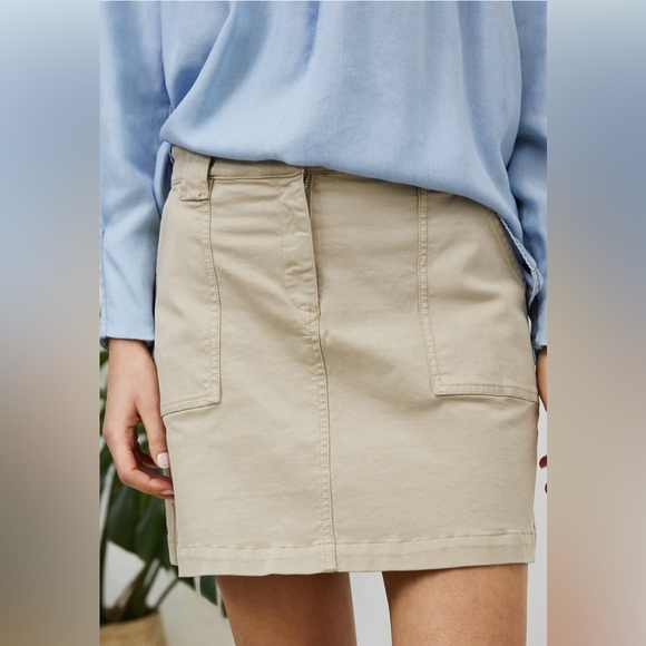 Loft women’s size 8 khaki skirt with front and‎ back pockets front zip - Picture 1 of 10